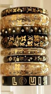 Ursula Buchanan (chicueb)