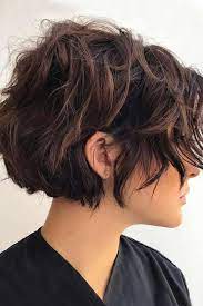 40 Sharming Short Fringe Hairstyles For Any Taste And Occasion In 2020 With Images Short Hair With Layers Short Curly Hair Thick Hair Styles