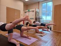Queer Yoga  — T(ART) Productions