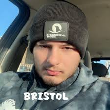 This normal chain noise?? Also when i accelerate it makes a buzzing noise