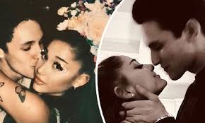 According to tmz, ariana grande was reportedly married to dalton gomez at her home in montecito, california. 1htinoabppsx8m