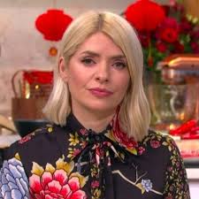 Holly willoughby wowed dancing on ice fans on sunday night (17 january) in a beige gown embellished with sequins and feathers, which she said made her feel like a princess. Holly Willoughby Shares Rare Selfie With Husband Dan Baldwin Manchester Evening News