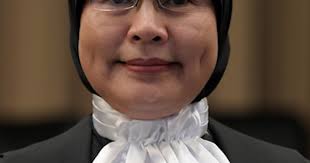 Her appointment is effective thursday, the prime minister's office said in a statement. Who Is Tengku Maimun Malaysia S First Female Cj Malaysia Malay Mail