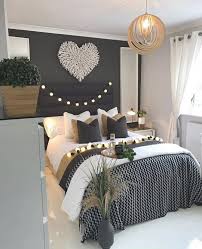 Keep the bedroom simple a bedroom should look cozy and simple, sophisticated, and elegant, regardless of what style of decorating you choose. 32 Best Bedroom Decor Ideas For The Most Stylish Room Inside Room Decorating Ideas Bedroom Awesome Decors