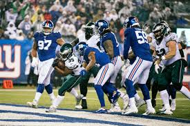 Giants 2020 roster giants 2020 depth chart giants salary cap books and videos giants games on radio. Eagles Pull Away From Giants Clinching A Playoff Spot The New York Times