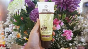Sara Wanderlust Mentholatum Launches Botanics At Guardian