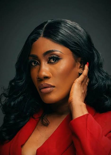 Sarahetokhana Thanks Fans for Support on Upcoming Drop "T-2-T" | TikTok