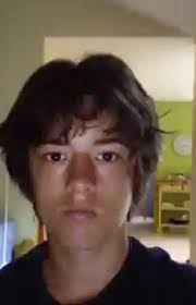 Hugo Cornellier takes selfie every day from a 12-year-old to 19-year-old