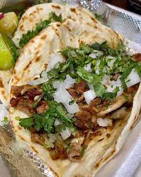 ■ me duele la tripa. Texas Eats And Treats On Instagram Tacos De Tripa From Tortas Revolucion Are You A Tripa Fan We Like To Ask For Crispy Tr Comida Mexicana Comida Mexicano