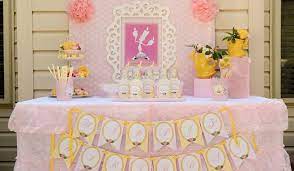 La belle et la bête (2014). Cette Decoration D Anniversaire La Belle Et La Bete Est Tellement Reussie Que Vous Voudrez La Meme So Busy Girls