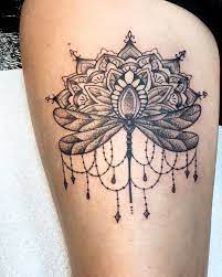 Vicki Kochiss On Instagram Dragonfly On The Thigh Thightattoo Legtattoo Dragonflytattoo Dragonfl Dragonfly Tattoo Leg Tattoos Mandala Tattoo Shoulder