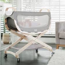 Wollt ma fragen ab wann ihr die ersten baby sachen kaufen geht bin jetzt 15ssw.einerseits würd ich als ich es erfahren hab (7.ssw) das ich schwanger bin ! Lool 3 In 1 Wiege Stylische Babywiege Mehr Sorgfaltig Ausgewahlt Jetzt Online Bestellen Babywiege Baby Kinderzimmermobel Baby Kinderzimmer