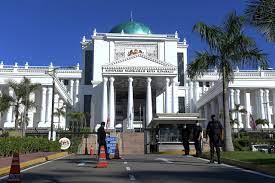 Kota kinabalu court complex is a courthouse in malaysia. Mahkamah Tinggi Kota Kinabalu Mula Mendengar Kes Pembubaran Dun Sabah Utusan Borneo Online