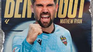 El australiano Mathew Ryan ya trabaja en Buñol y apunta a la lista de cara  al derbi en Elche