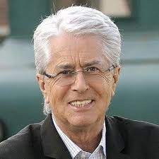 Bereits als kind zeigt der spätere moderator affinität zum radio, als er für den. Filmografie Frank Elstner Fernsehserien De