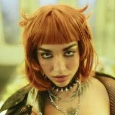 PISCINA (PART. CHENCHO CORLEONE Y OVY ON THE DRUMS)