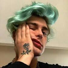 Source By Bluebrutaly Di 2020 Rambut Hijau Rambut Pastel Ide Warna Rambut