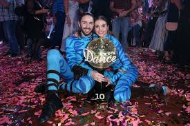 Dieser promi holt den tanzpokal. Let S Dance Alle Sieger Im Uberblick Let S Dance Maite Kelly Wayne Carpendale