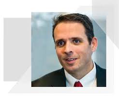 Stephen Tapley's Instagram, Twitter & Facebook