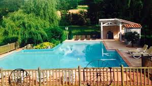 Swimmy Le Airbnb Des Piscines Decolle Ladepeche Fr