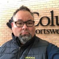 1200+ profils pour “Yuzon”