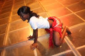 See what wanene grace (waneneg) has discovered on pinterest, the world's biggest collection of ideas. Angalia Picha Za Kanga Moko Balaa Inye Nje Nje Libeneke La Kaskazini