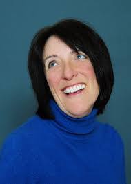 Lori Knowles's Instagram, Twitter & Facebook