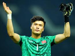 Nhiều người động viên, chia sẻ cũng như khích lệ tinh thần tiến dũng và đội tuyển u23 việt nam. Bui Tiáº¿n DÅ©ng Tá»« Thá»§ Mon Quá»'c Dan Ä'áº¿n Anh Ä'en Showbiz Va CÆ¡ Há»™i Trá»Ÿ Láº¡i Bong Ä'a Viá»‡t Nam Thanh Nien