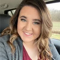 Hilary Eckert's Instagram, Twitter & Facebook