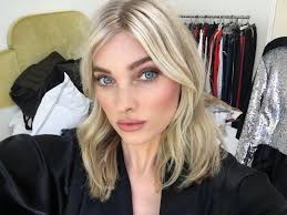 Widely opened thighs to see in between. 36 4 Mil Me Gusta 214 Comentarios Elsa Hosk Hoskelsa En Instagram No Filter Just Makeupvincent Long Bob Haircuts Bobs Haircuts Elsa Hosk