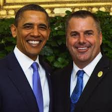 Darin Curtis's Instagram, Twitter & Facebook