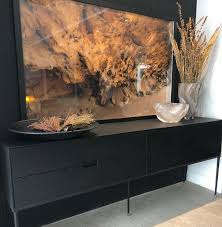 Cinandra Geremia On Instagram Bom Dia Bomdia Goodmorning Goodvibes Gratidaosempre Masculine Interior Victorian Design Black Interior