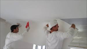 Decken Mit Malervlies Tapezieren Kleber Mit Einem Farbspritzgerat Spruhen Youtube