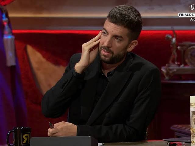 La revuelta' sufre un insólito fallo técnico en TVE y Broncano decide no  ocultarlo: "Se han roto las cámaras, no es broma"
