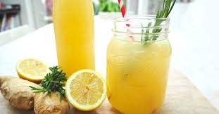 Le jus de citron est vraiment une boisson à intégrer dans votre quotidien pour bénéficier des nombreux nutriments excellents pour la santé que contient le citron. Voici La Meilleure Boisson Au Citron Pour Perdre Du Poids Elle Permet D Eliminer Facilement 10 Kg