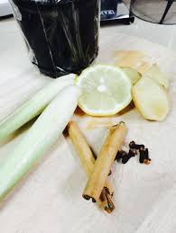 Menurunkan berat badan menggunakan lemon tentunya sudah bukan hal asing bagi kita bukan? Pakej 3 Dalam 1 Guna Bahan Dapur Je Air Kurus Viral Ini Buat Badan Kurus Kulit Cantik Badan Wangi Pesona Pengantin