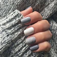 These chic colors combine amazingly well to create incredible looks. 15 Grey Nail Designs To Try In 2021 The Trend Spotter