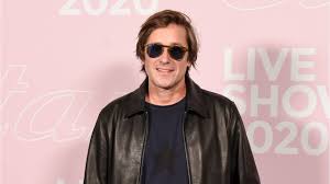 En ny version av last.fm finns tillgänglig, uppdatera sajten så att allt fortsätter att fungera ok. Thomas Dutronc Raconte Sa Premiere Fois Femme Actuelle Les Videos