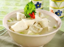 Seperti keripik tempe, keripik paru, tempe dan tahu goreng atau aneka kerupuk. Resep Tahu Masak Kuah Bening Enak Kenikmatan Sederhana Untuk Pelengkap Makan Siang Semua Halaman Sajian Sedap
