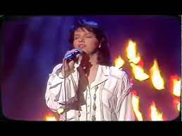 Frey erlernte nach der schule zunächst den beruf hotelkauffrau. Petra Frey Fur Den Frieden Der Welt 1994 Youtube