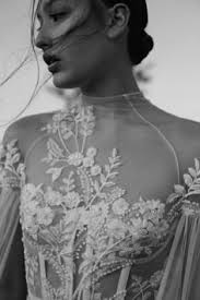 77 Wedding: looks + locks ideas