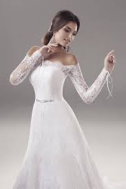 Sieh dir an, was melina schulz (schulzmelina97) auf pinterest, der weltweit größten sammlung von ideen, entdeckt hat. Hochzeitskleid Milena Kleid Milena Aus Der Sammlung Romantic Chic