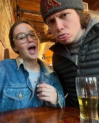 Molly Hendrickson (@molllykate) • Instagram photos and videos