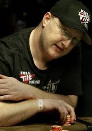 Players vie for final table spot at WSOP