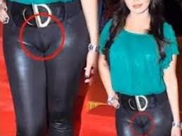 Bollywood actress wardrobe malfunction…ooops moments. Oops Moment Of Bollywood Actress 2016 Wardrobe Malfunction