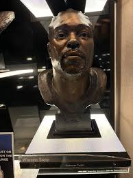 Teresa Posada-Wilcher (@favored_furnishings_by_teresa) • Instagram photos  and videos