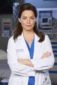 She is best known for her television roles as lois lane in the superhero series smallville and dr. Pin On Hairstyles