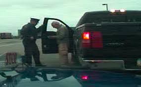 Reyes, cesar de león, gustavo muñoz. There S A True Story Behind The Mule The Sinaloa Cartel S 90 Year Old Drug Mule The New York Times