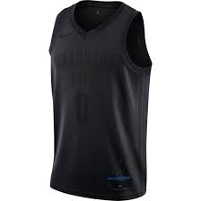 In über 1.200 spielen (regular season und playoffs) beging er kein einziges mal sechs persönliche fouls. Russell Westbrook Nba Merch Gunstig Kaufen Bei Ballside Com