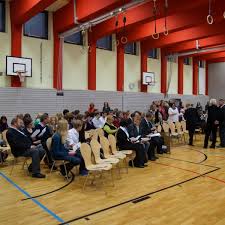 Wenn sie literatur hinzufügen möchten, klicken sie bitte hier. Bilder Und Eindrucke Von Den Einweihungsfeierlichkeiten Am Ruperti Gymnasium In Muhldorf Region Muhldorf